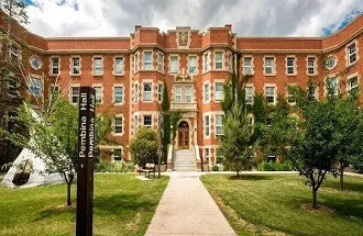 阿爾伯塔大學(xué)